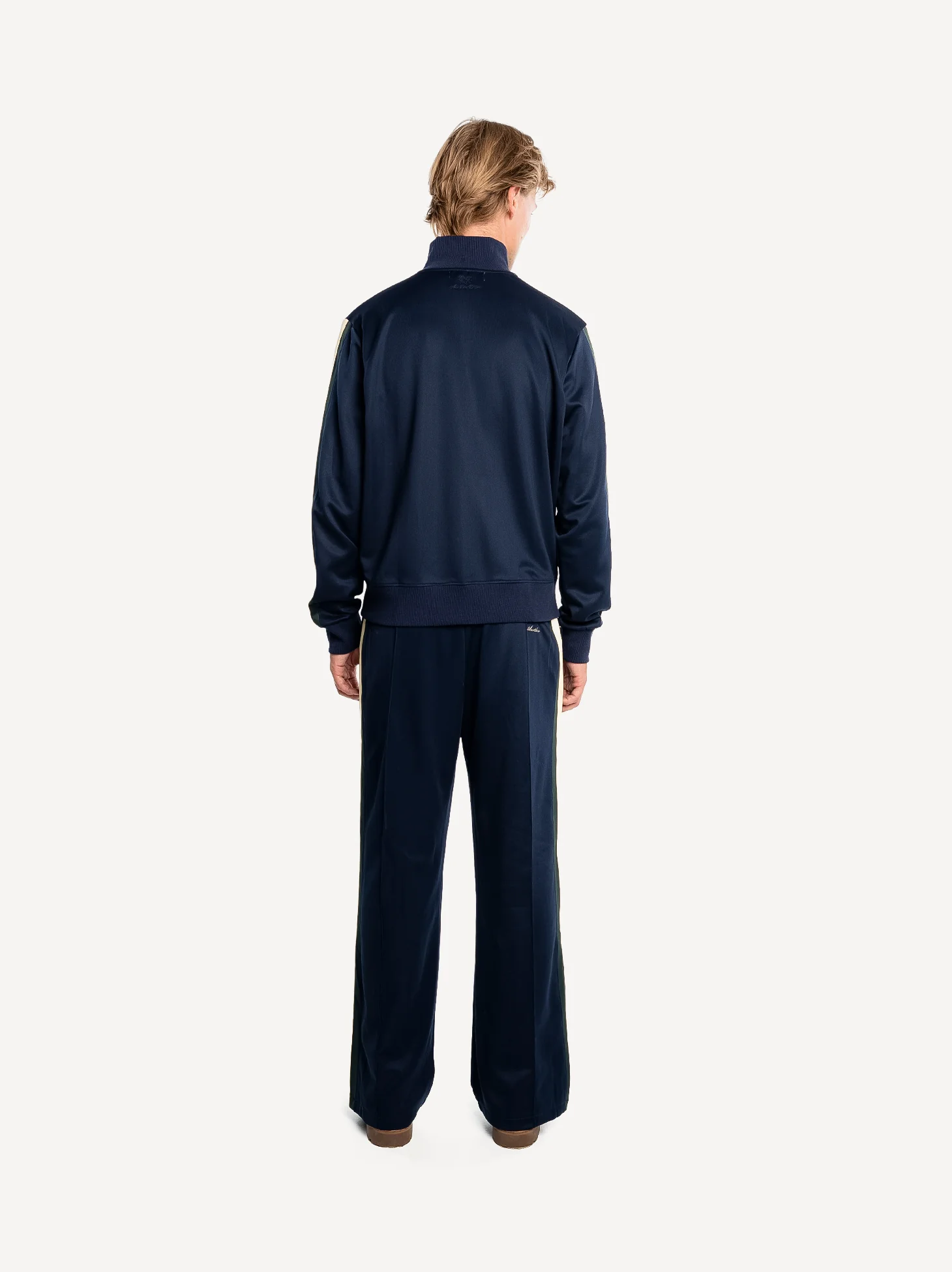 Everyday Wide Fit Track Pant - Image 5