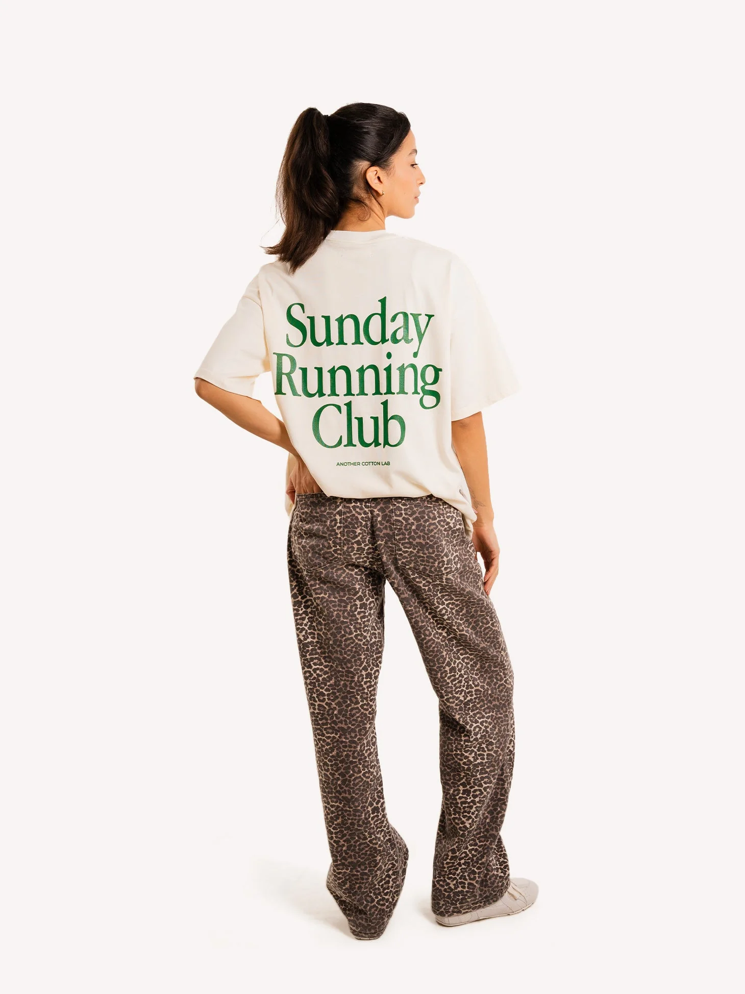 Sunday Running ClubT-Shirt & Sweatshirt Bundle - Image 8